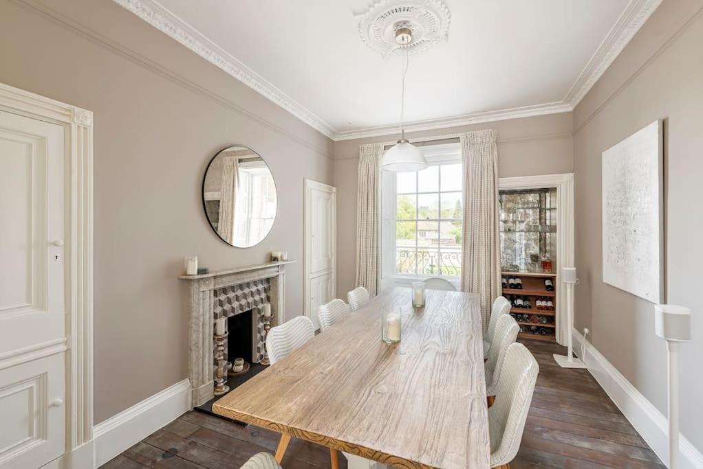 Dunsford House - Elegant Townhouse With Parking Villa Bath Kültér fotó