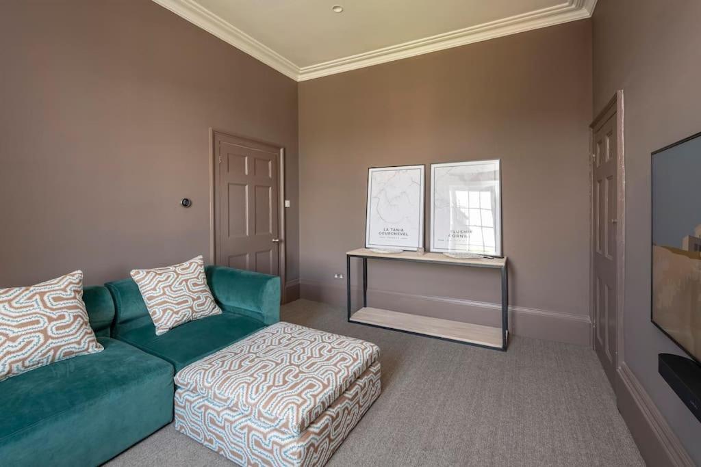 Dunsford House - Elegant Townhouse With Parking Villa Bath Kültér fotó